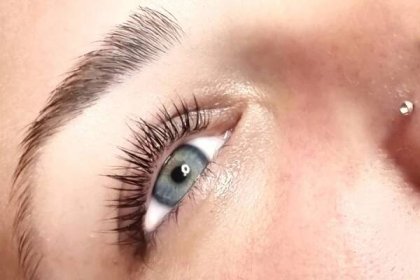 Lash Lifting 11